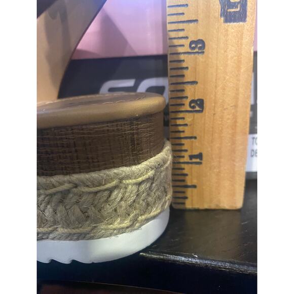 Women's Soda Open Toe Denim and Tan Espadrilles Wedge Sandals- Size 8.5 - Picture 6 of 6
